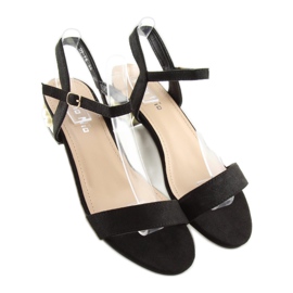 Sandales à talons hauts avec perles noir 99- le noir 3