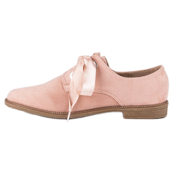 Chaussures avec un ruban de satin rose 1