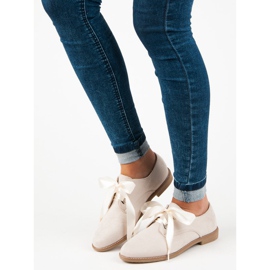 Chaussures avec un ruban de satin brun 4