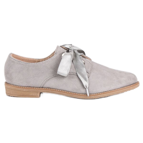Chaussures avec un ruban de satin gris 1