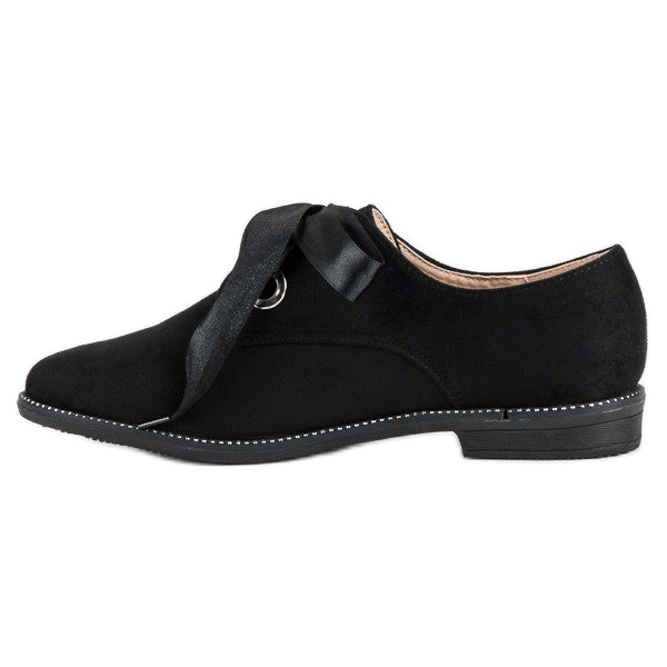 Chaussures avec un ruban de satin le noir 1