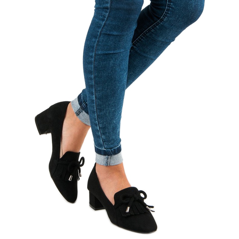 Mocassins Sur Un Poteau noir 1