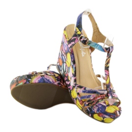 Sandales sur le coin YX-17 noir 2