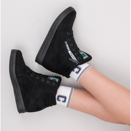 Baskets en daim le noir 8