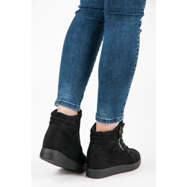 Baskets en daim le noir 6