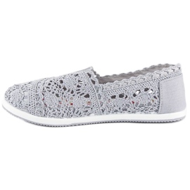 Ballerines en dentelle grise 1