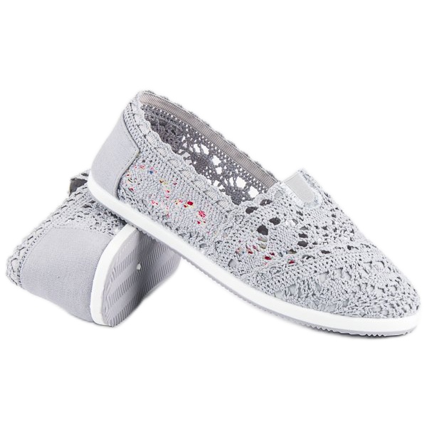 Ballerines en dentelle grise 2