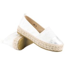 Espadrilles à enfiler sur la plateforme blanche 2