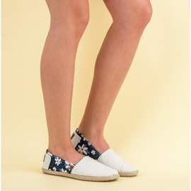 Mckeylor Espadrilles à fleurs blanche 6