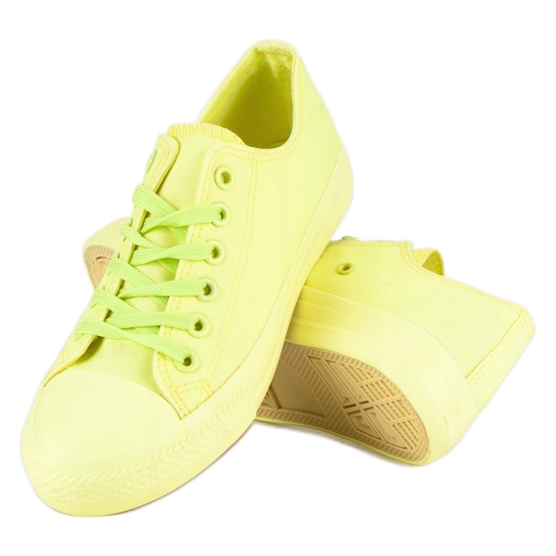 SHELOVET Baskets jaunes sur la reliure 2