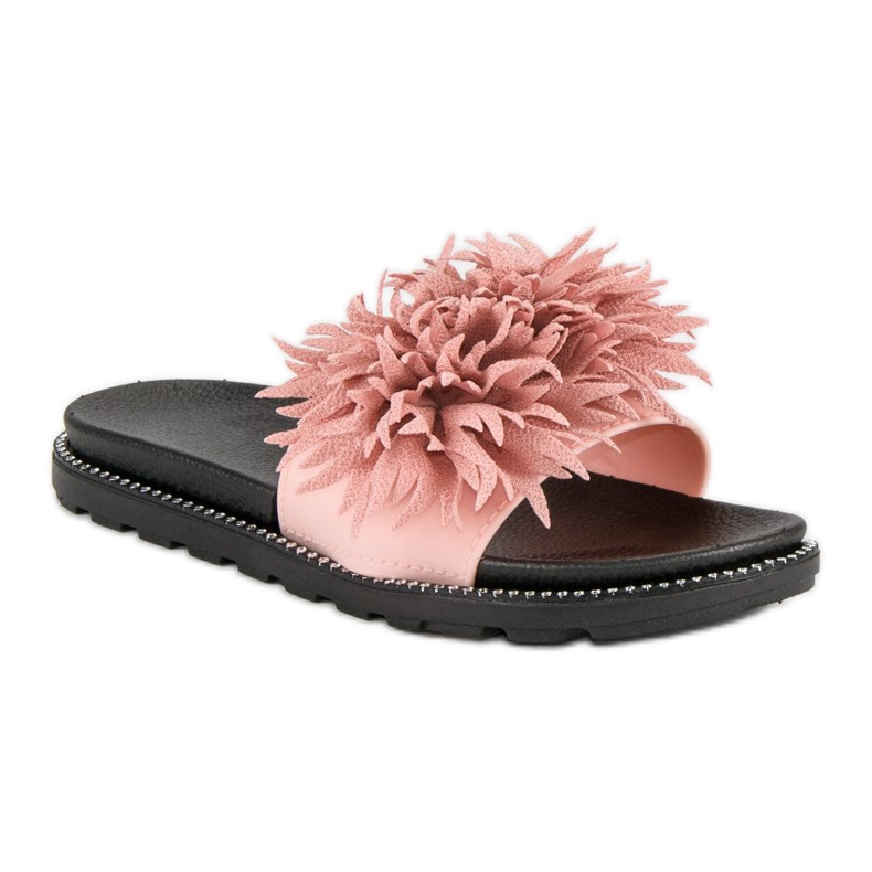 Chaussons à pompon rose 1