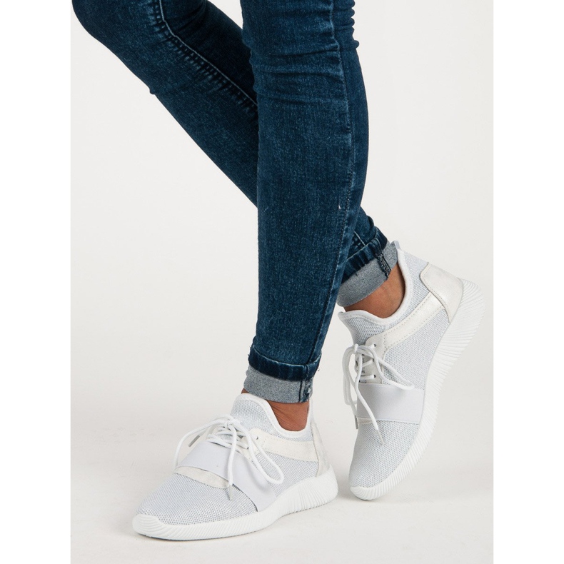 Chaussures à enfiler blanches 1 Chaussures à enfiler blanches 1