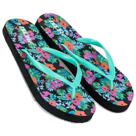 Des tongs à la mode vert 3