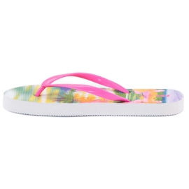 Des tongs à la mode rose 1