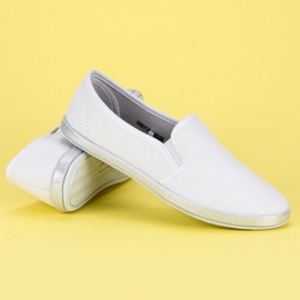 MCKEYLOR Espadrilles blanches 6