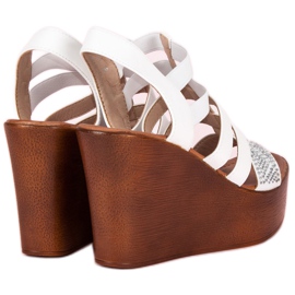 Renda Sandales compensées légères blanc 1