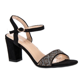 Sandales élégantes à talons hauts le noir 1