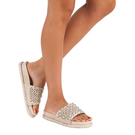 Babouches beige roche 1