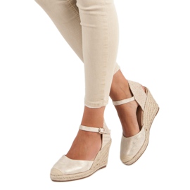 Nio Nio Sandales espadrilles compensées brun jaune 1