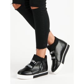 Baskets noires avec une fermeture éclair 2