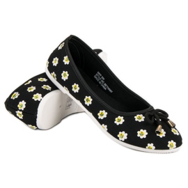 Ballerine en tissu avec des fleurs le noir 2