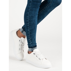Baskets mode blanches 3