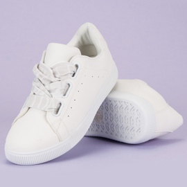 Baskets mode blanches 1