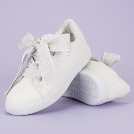 Baskets mode blanches 6