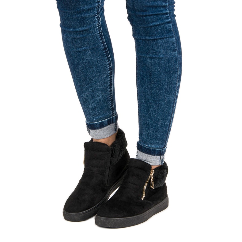 Sport Baskets noires au-dessus de la cheville le noir 1