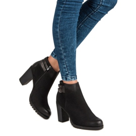 Show It Bottes classiques sur le poteau le noir 2