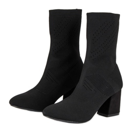 Bottes femme ajustées le noir 2