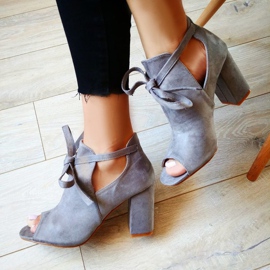 Sandales vinceza en daim à lacets gris 8