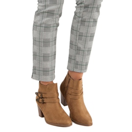 Corina Bottines en daim sur le poteau brun 6