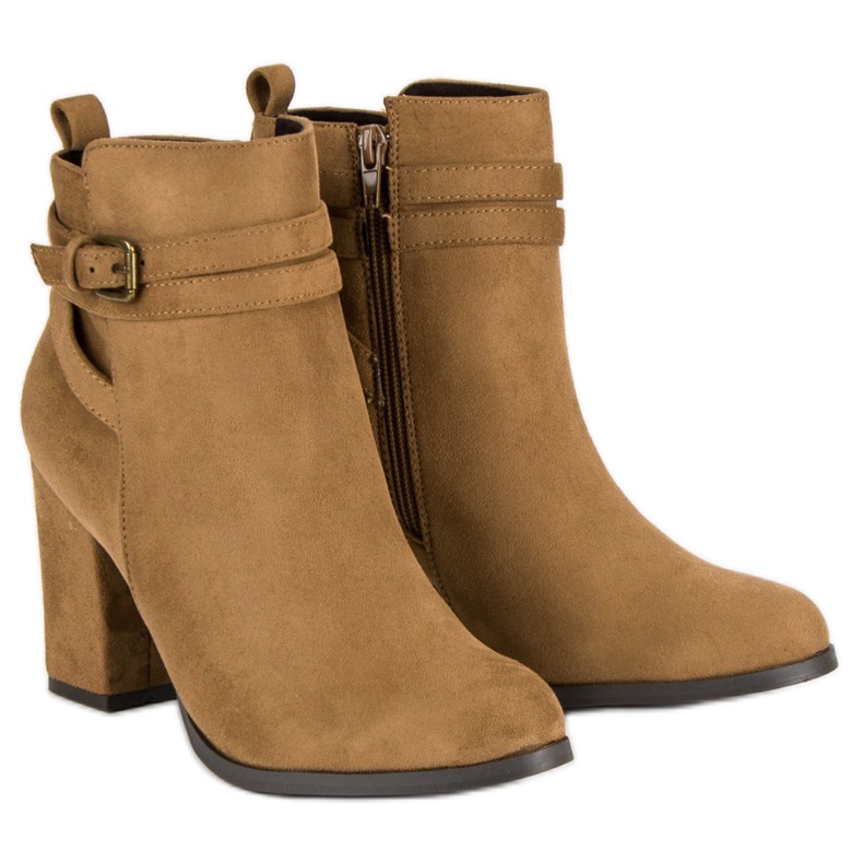 Corina Bottes élégantes à talons hauts brun 1 Corina Bottes élégantes à talons hauts brun 1