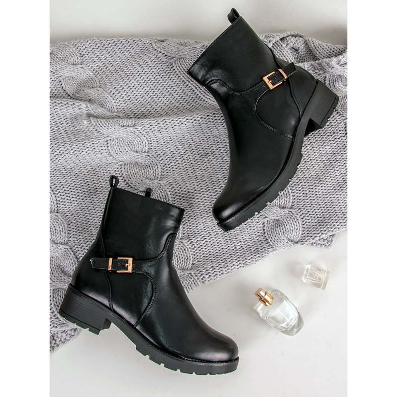 J. Star Bottes noires 1