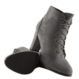 Boots sur un talon stable gris JA161 gris 4