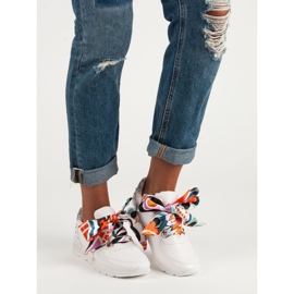 Baskets nouées à la mode blanc 1