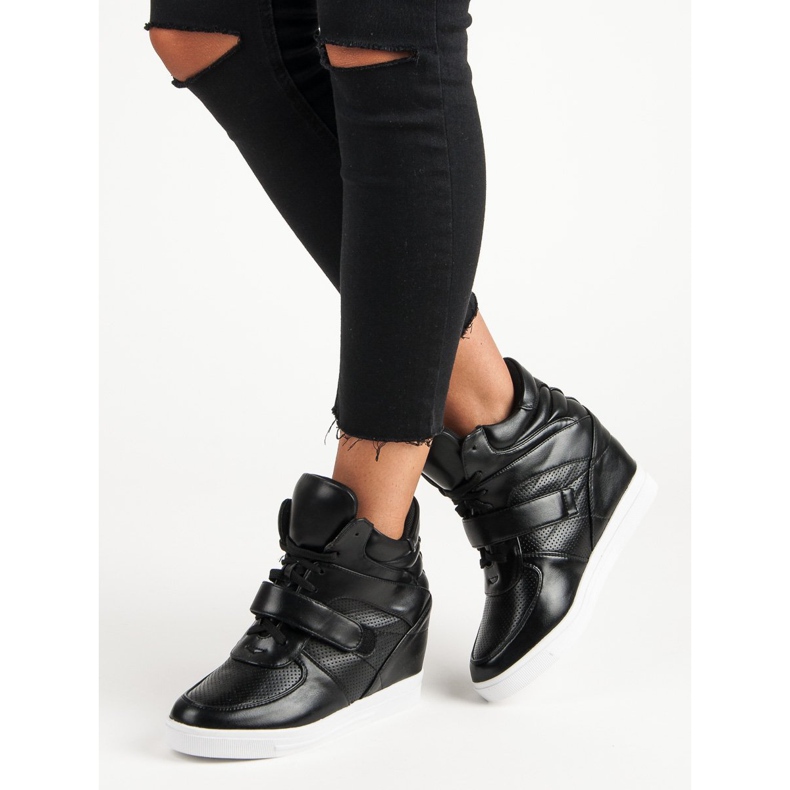 Baskets baskets noires 2