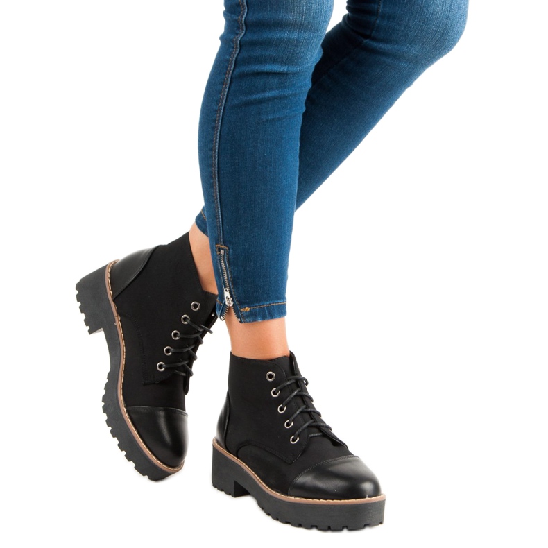 Travailleur de bottes de roche noir 2