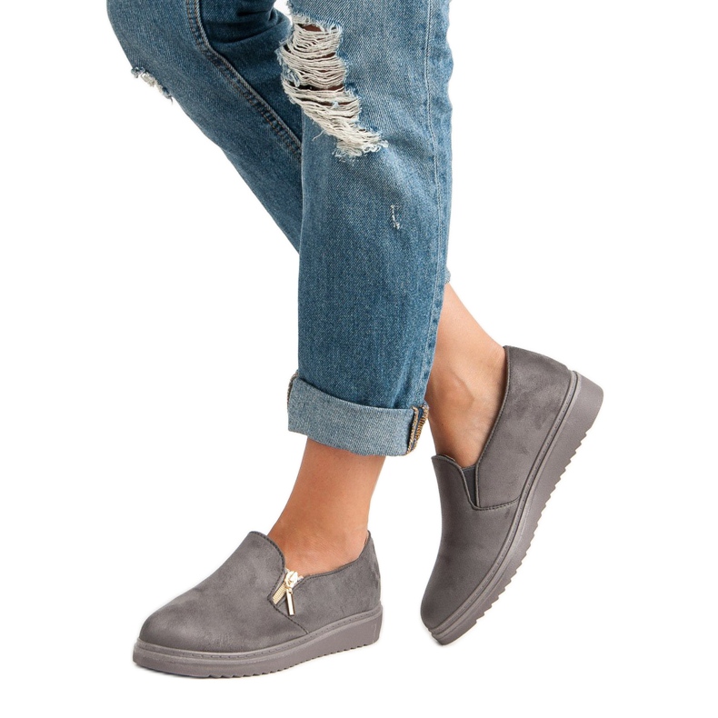 Baskets en daim gris 2