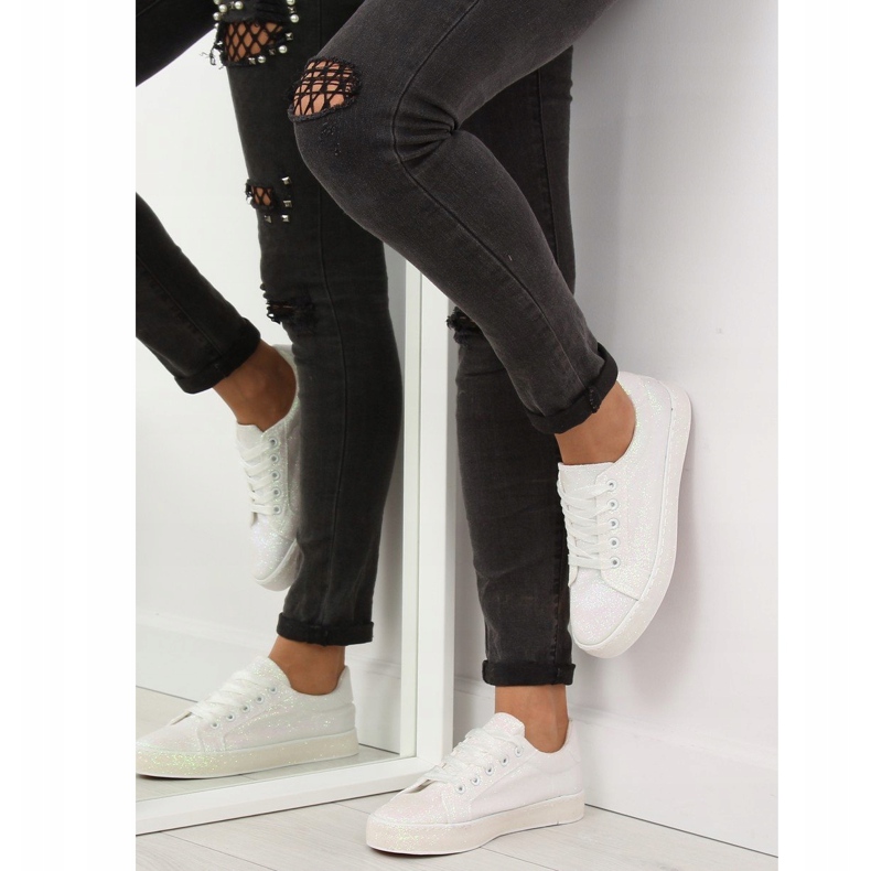 Baskets blanches irisées BL142 Blanc violet 1