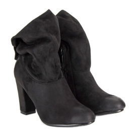 Boots en daim sur le poteau VINCEZA le noir 5