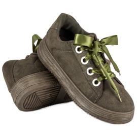 Baskets en daim vert foncé 4