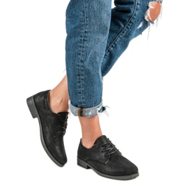 Chaussures nouées confortables le noir 2
