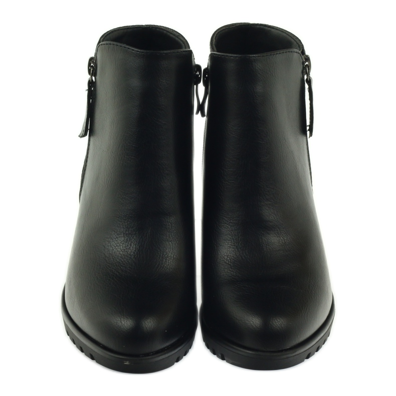 M.Daszyński Bottes sur le poteau noir 1708 3