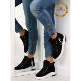 Baskets isolées noires 2018-67 noir le noir 1