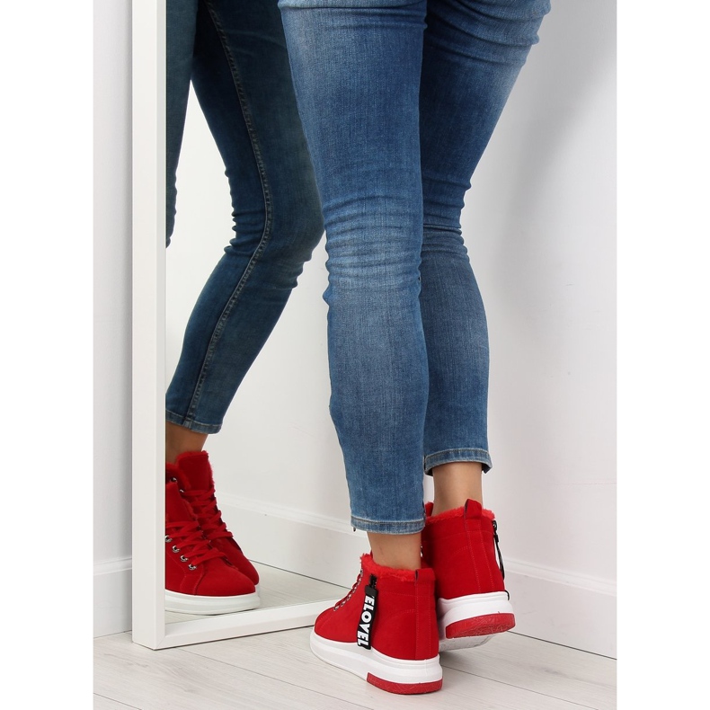 Baskets isolées rouges 2018-67 rouge 2