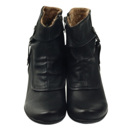 Aloeloe Bottes isolées noires très confortables 3