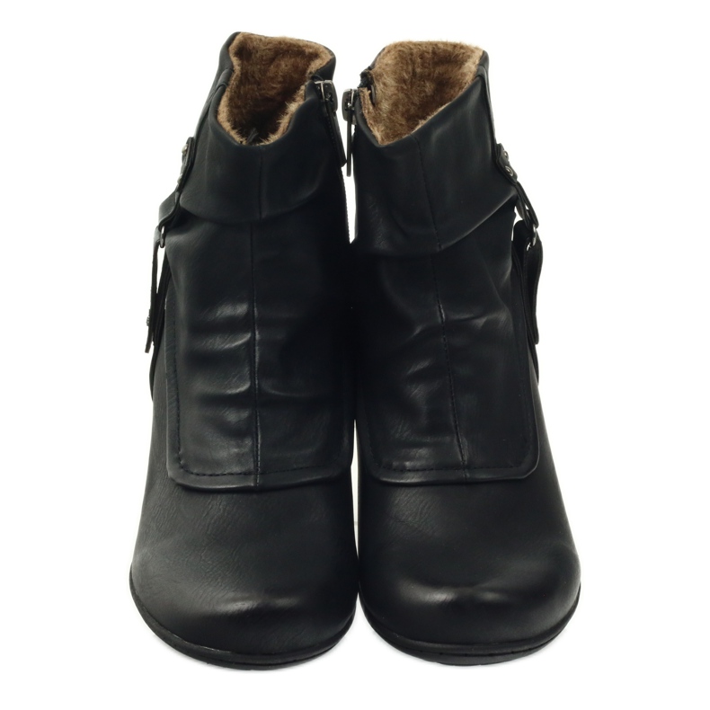 Aloeloe Bottes isolées noires très confortables 3