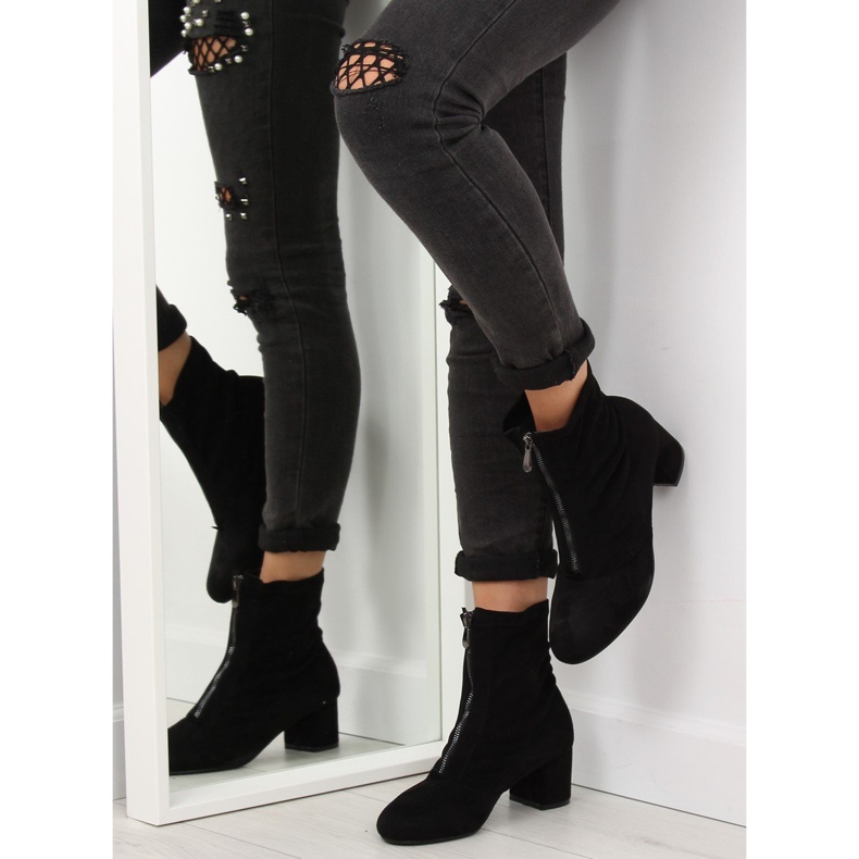 Bottes sur un talon stable noir F0Z-01 Noir 1